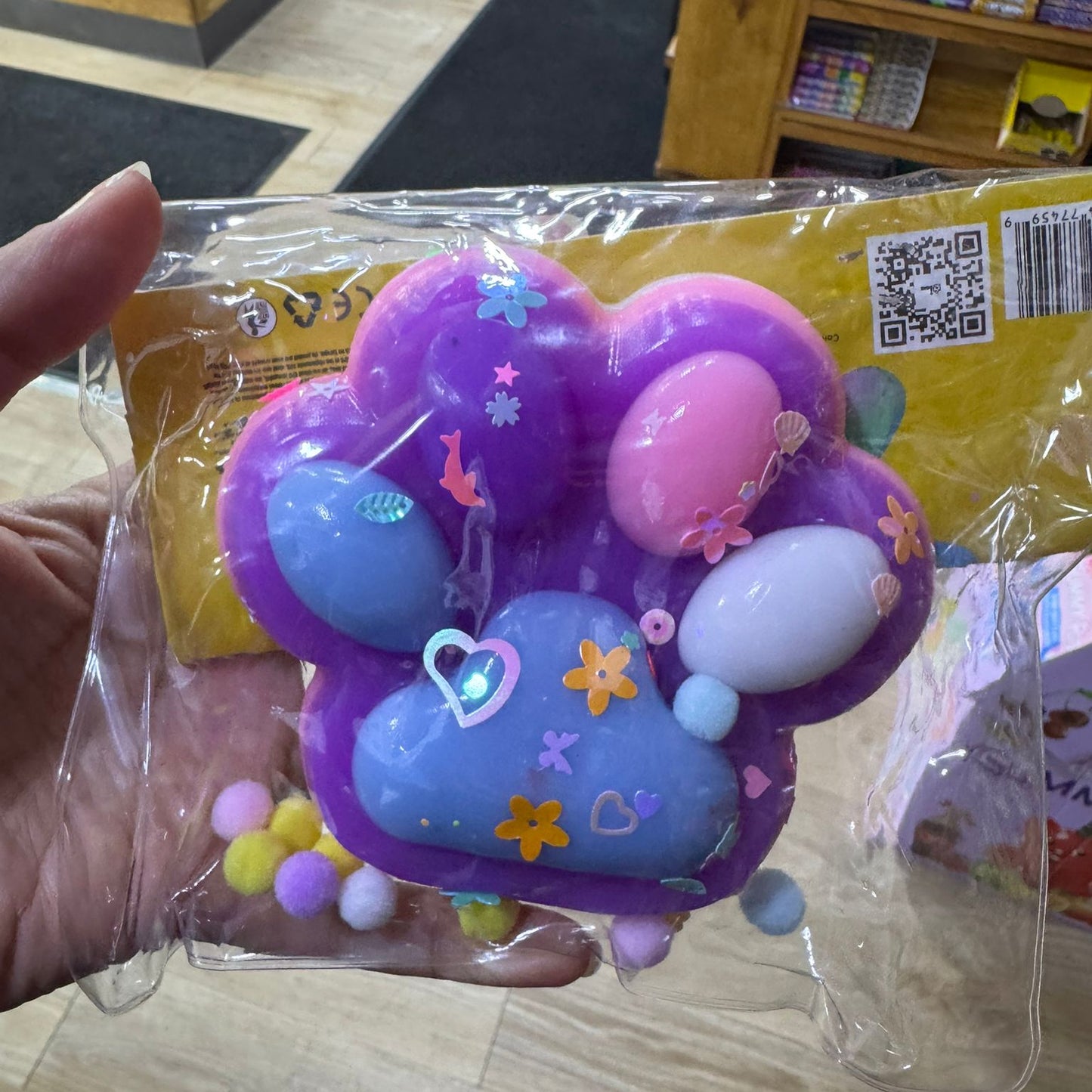 Paw Squish Toys, Large - 240g