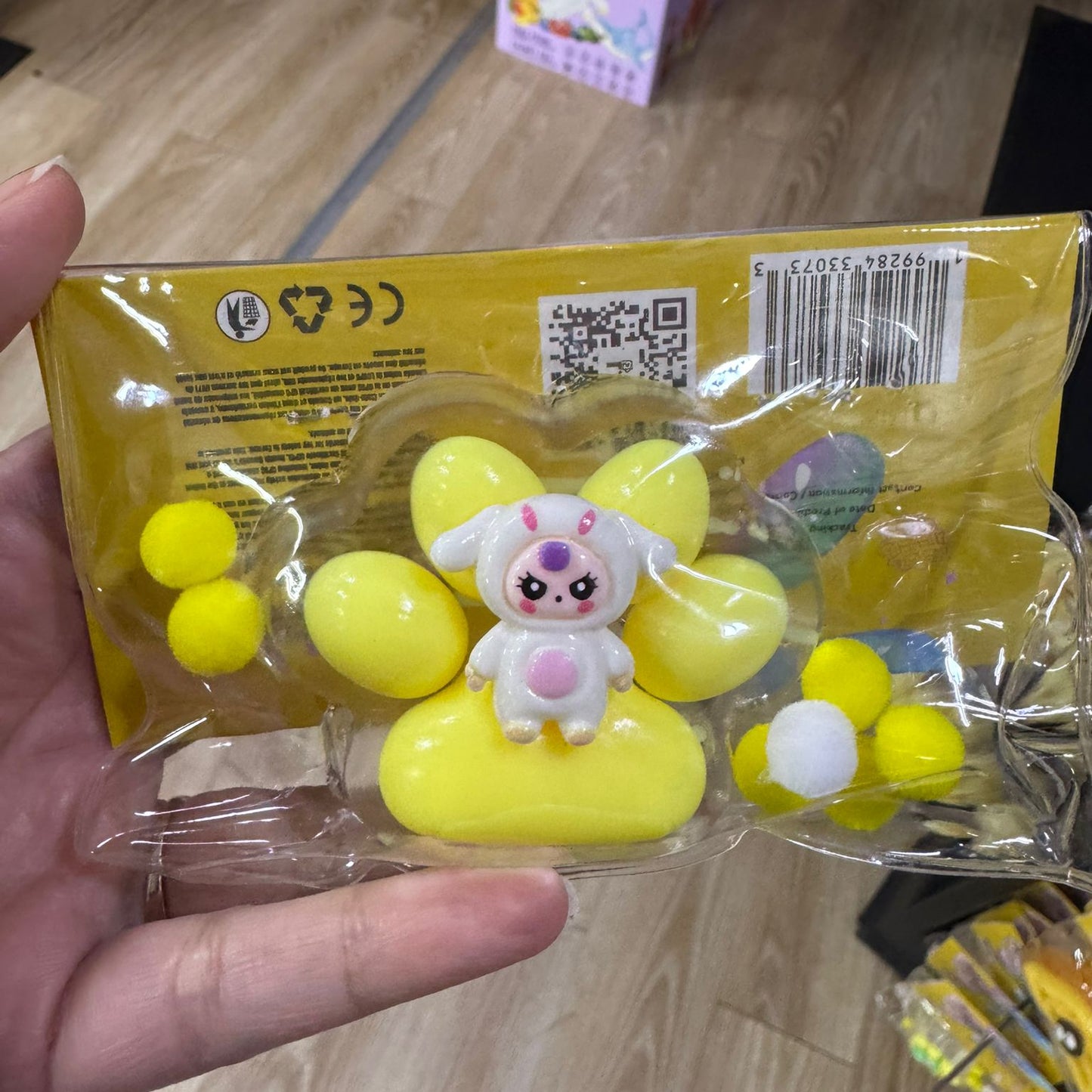 Paw Squishy Toy with Charm, Medium - 60g