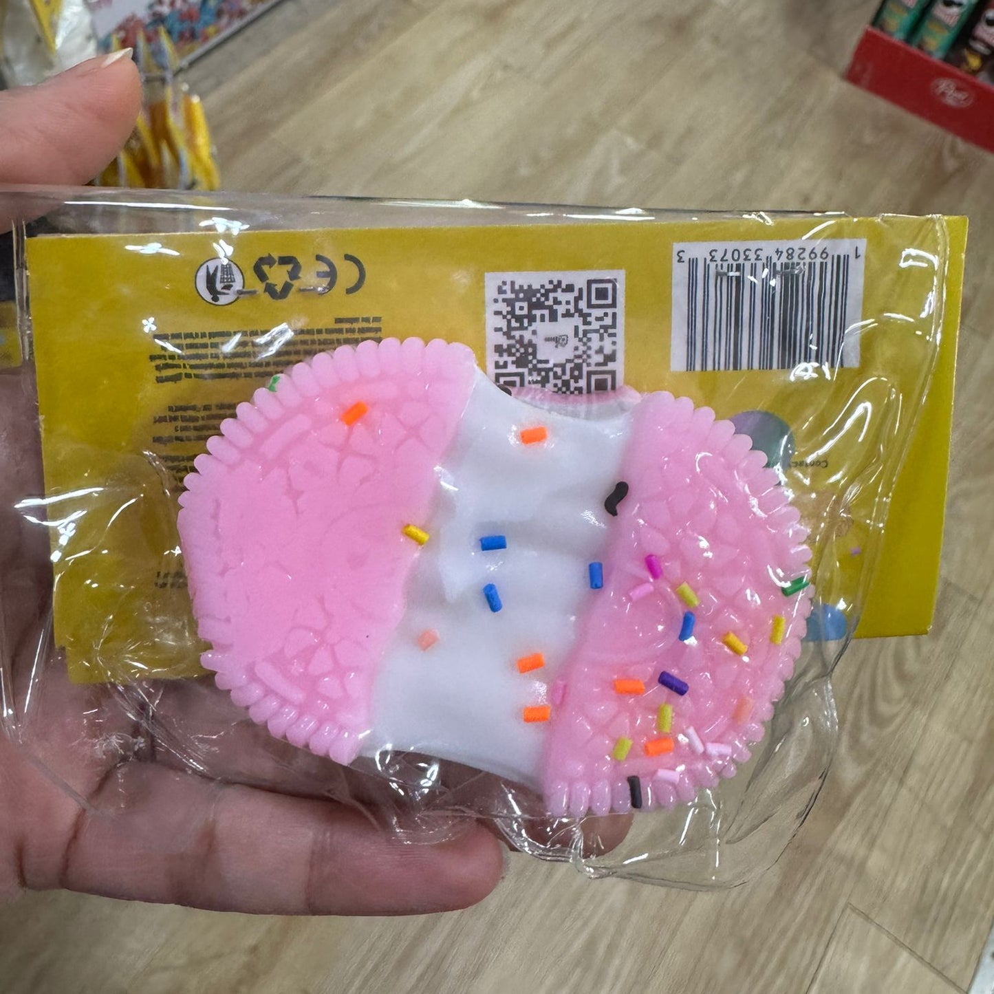 Pull Out Oreo Squishy Toy , Medium, Pink - 60g